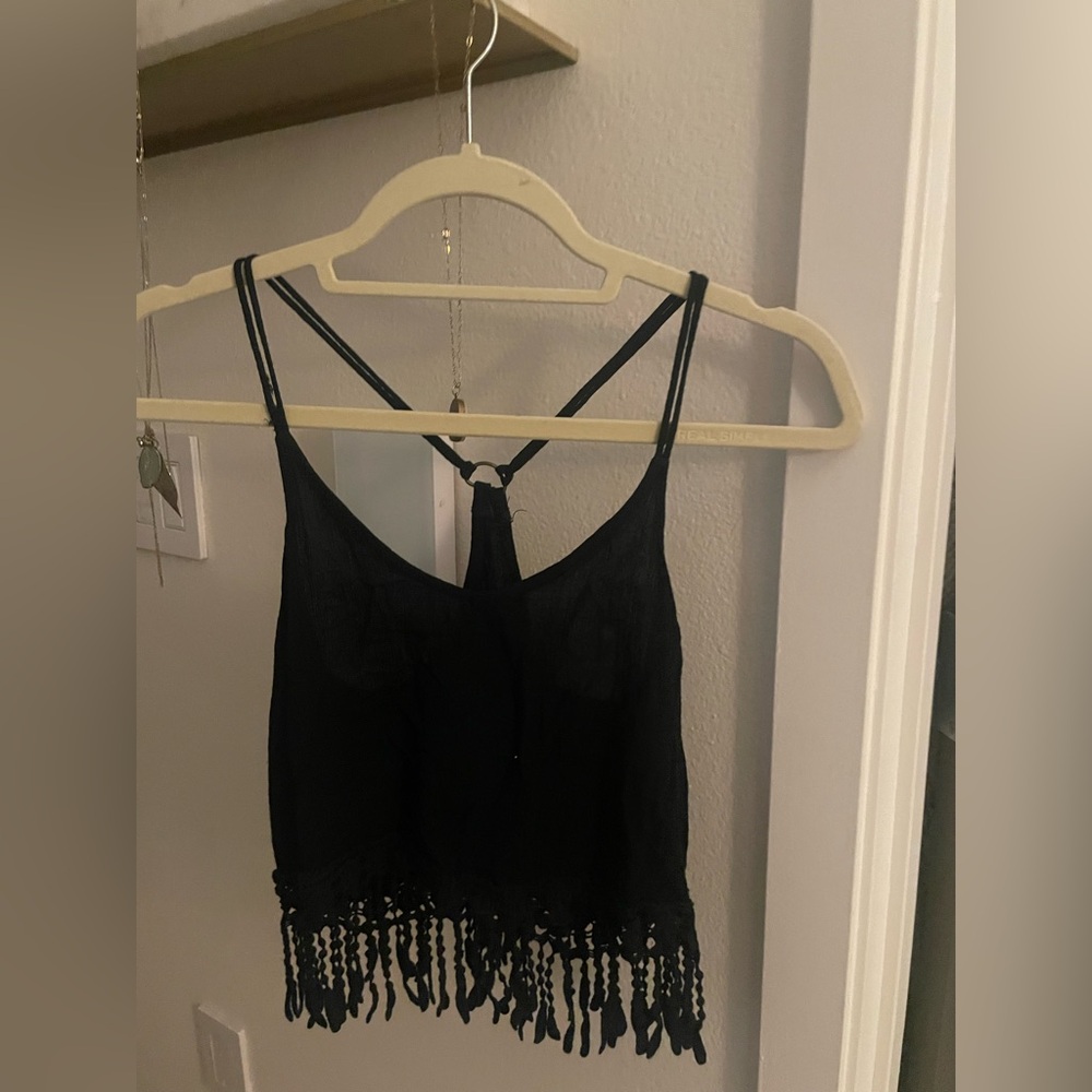 Forever 21 sleeveless cropped fringe tank top black: small